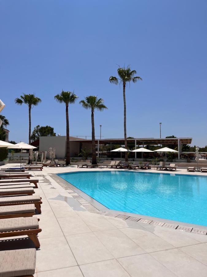 Toxotis Hotel Pernera Bagian luar foto